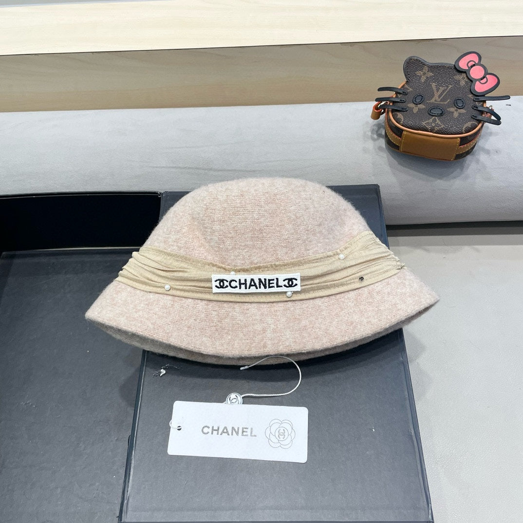 BUCKET HAT IN BISQUE BEIGE WOOL BLEND 426246
