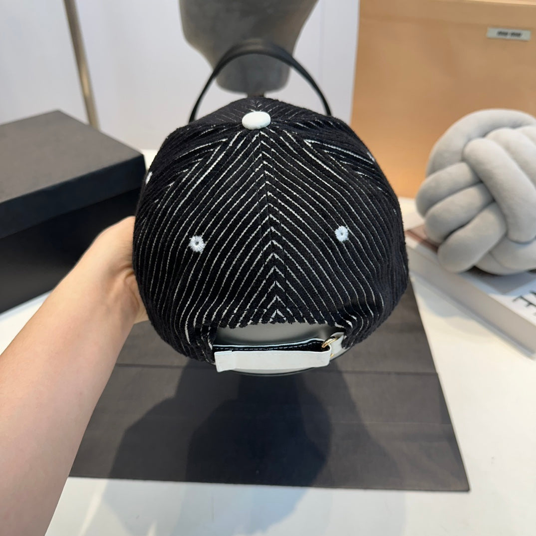 Celin Cap Black Cotton Fabric 210435