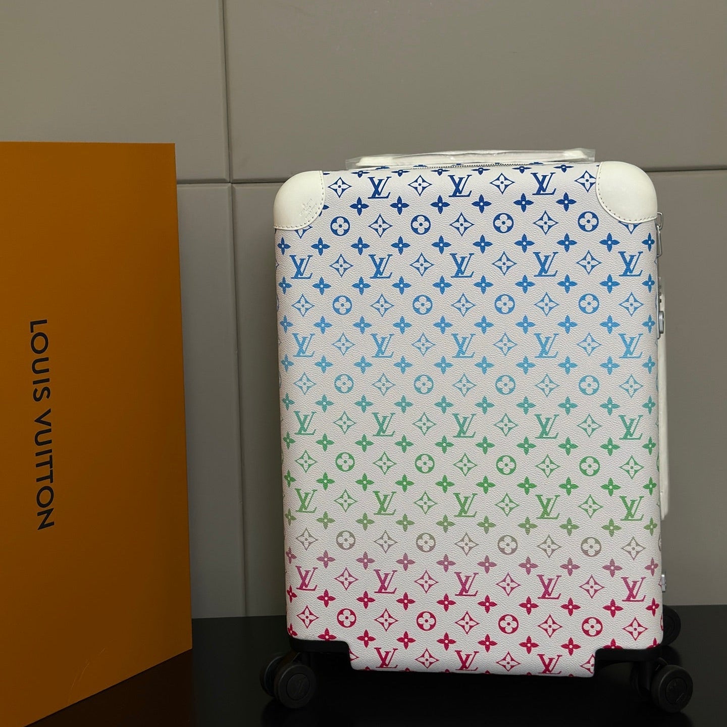 LV 2025 Horizon 55 Suitcase White Mix Colors Canvas Leather 273841