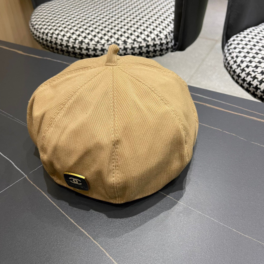 BERET HAT IN CIDER BROWN CORDUROY 429845