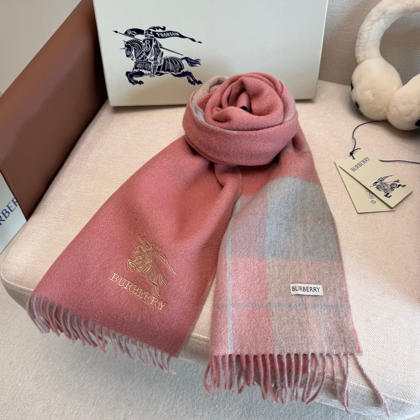 BBR Classic Embroidered Scarf 185CM Pink Cashmere 292803
