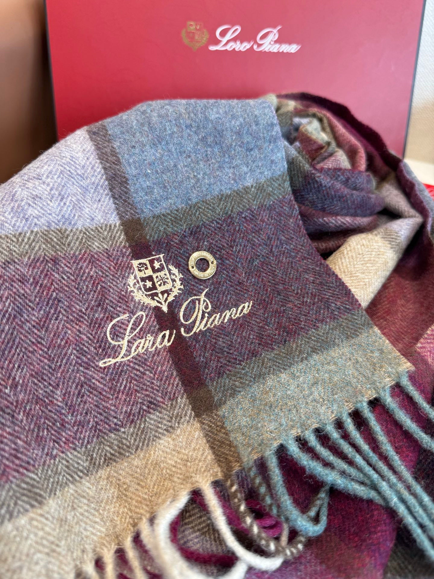 BBR Classic Embroidered Scarf 185CM Purple Cashmere 292818